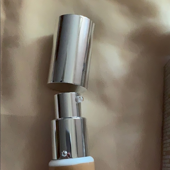 It cosmetics cc+ color correcting cream - Picture 5 of 6